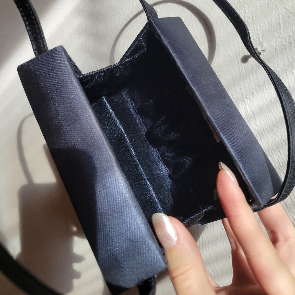 Cube Purse - Picture 4 of 5
